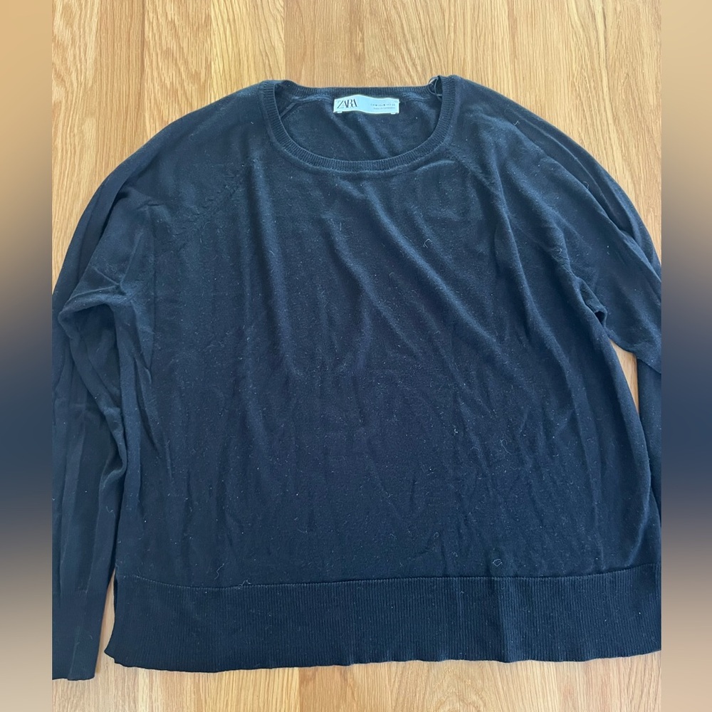 Zara crewneck sweater in black